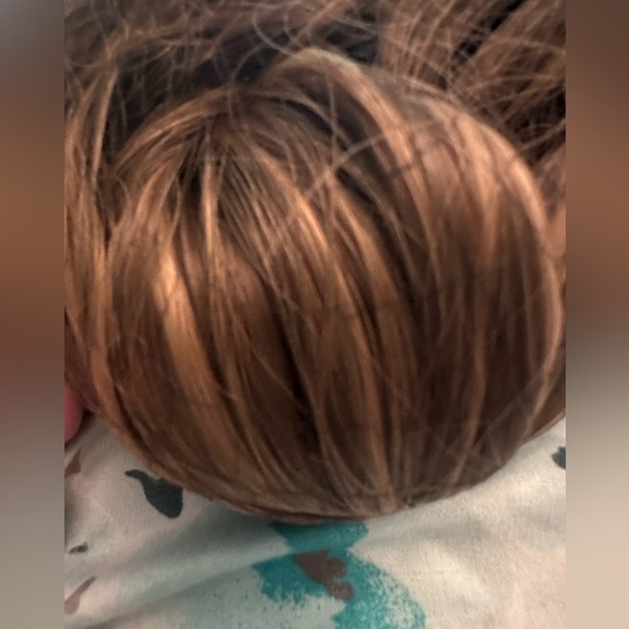 Clip In hair extensions 18inch in length - Picture 6 of 8